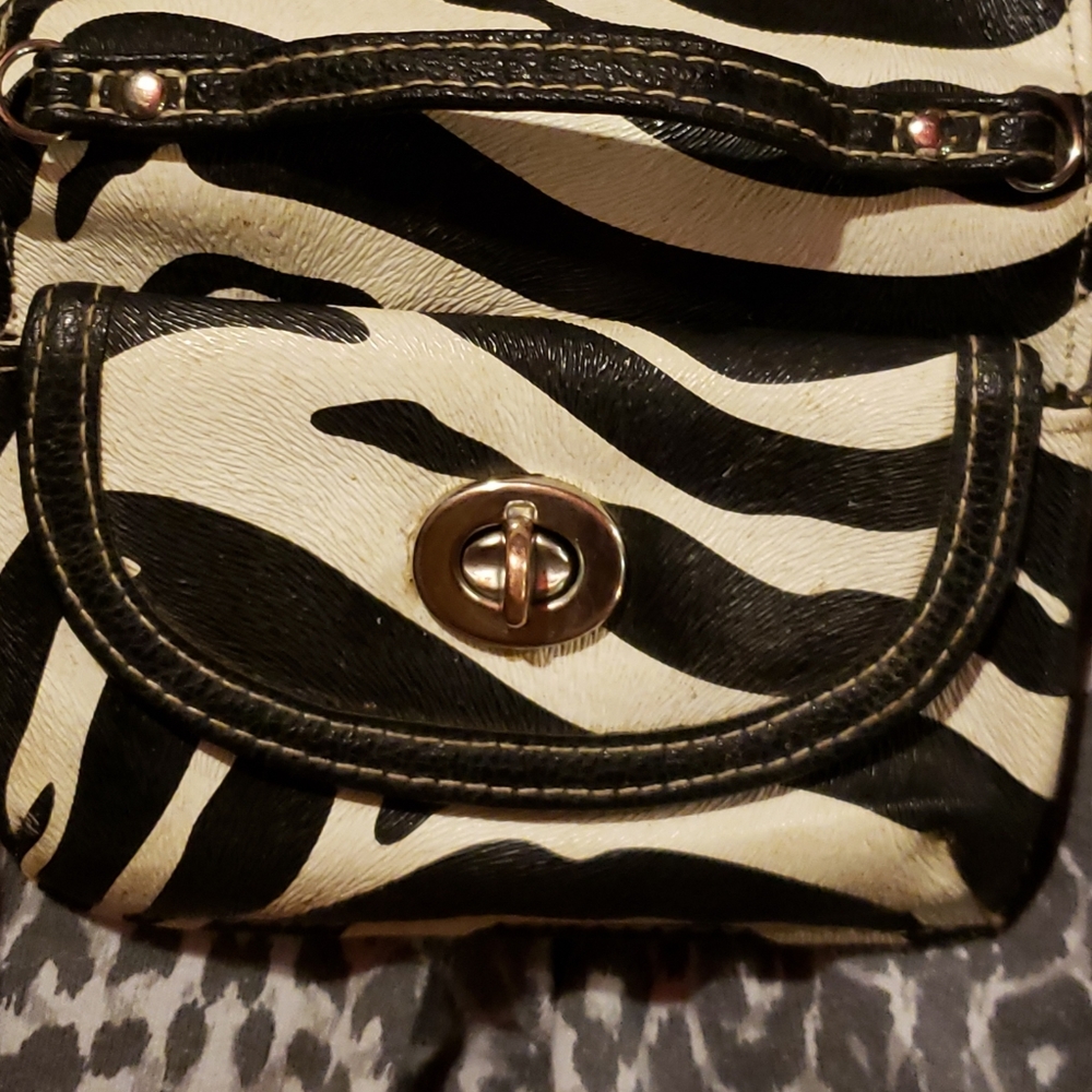 Zebra purse